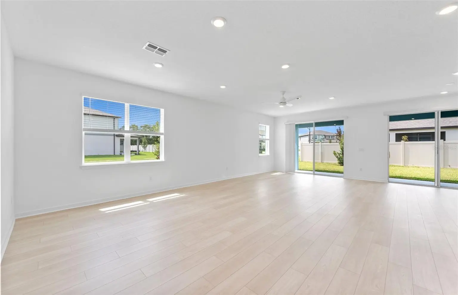 37405 CLINCH CIRCLE, ZEPHYRHILLS, FL, photo 5 of 26