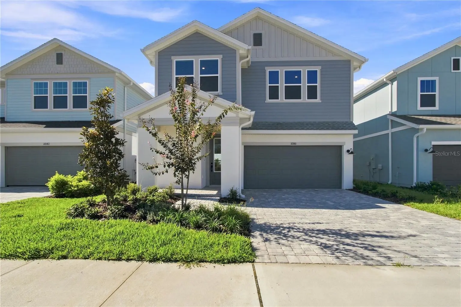 Persimmon Place home, photo 6 of 8