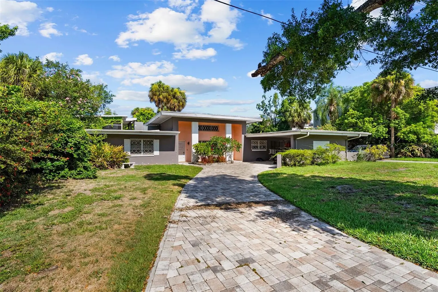 211 S SHORE CREST DRIVE, TAMPA, FL