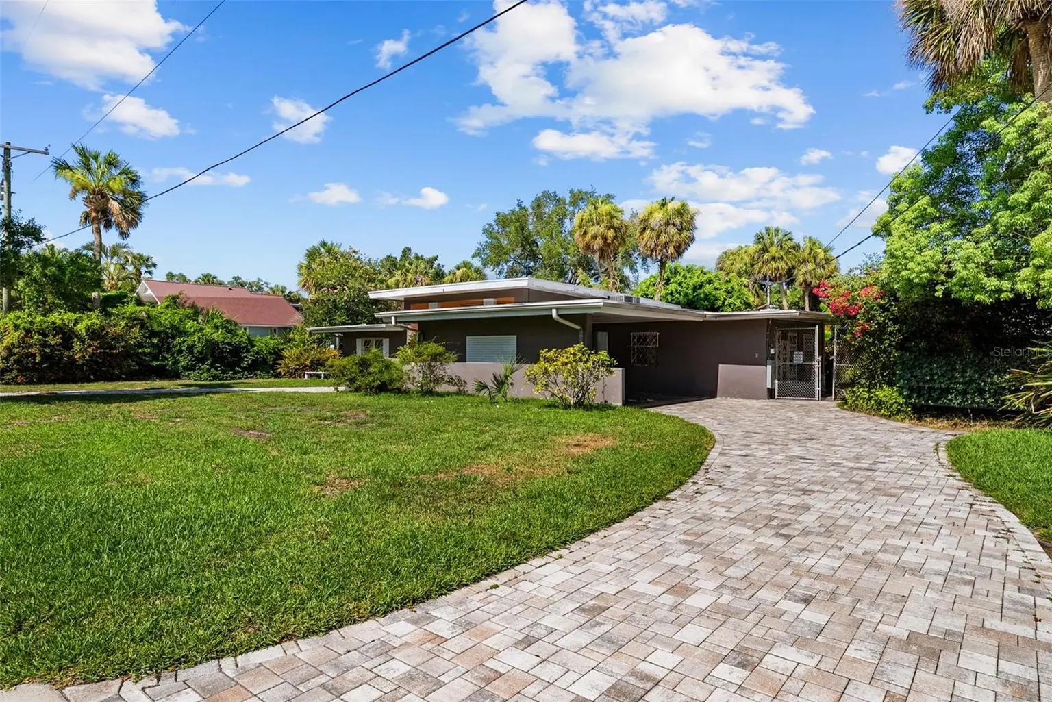 211 S SHORE CREST DRIVE, TAMPA, FL, photo 2 of 16