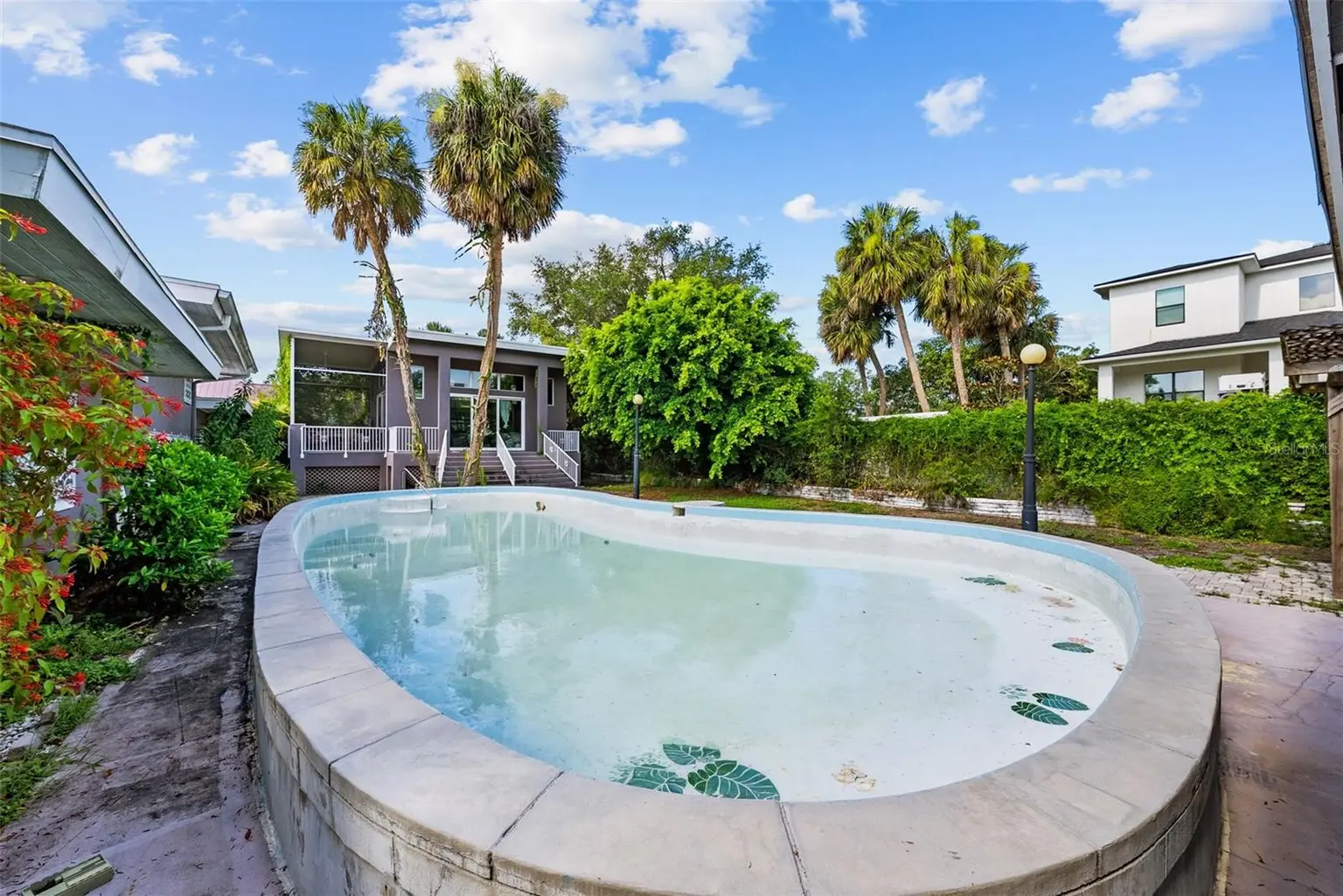 211 S SHORE CREST DRIVE, TAMPA, FL, photo 5 of 16