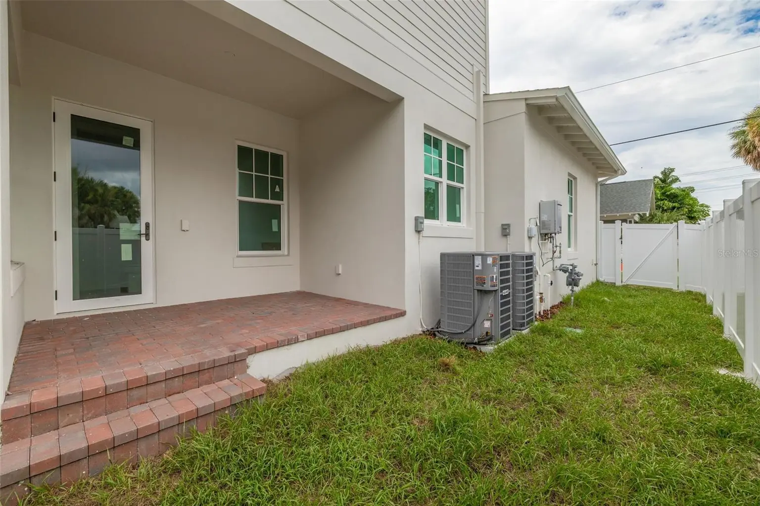2460 1ST AVENUE S, ST PETERSBURG, FL, photo 7 of 11