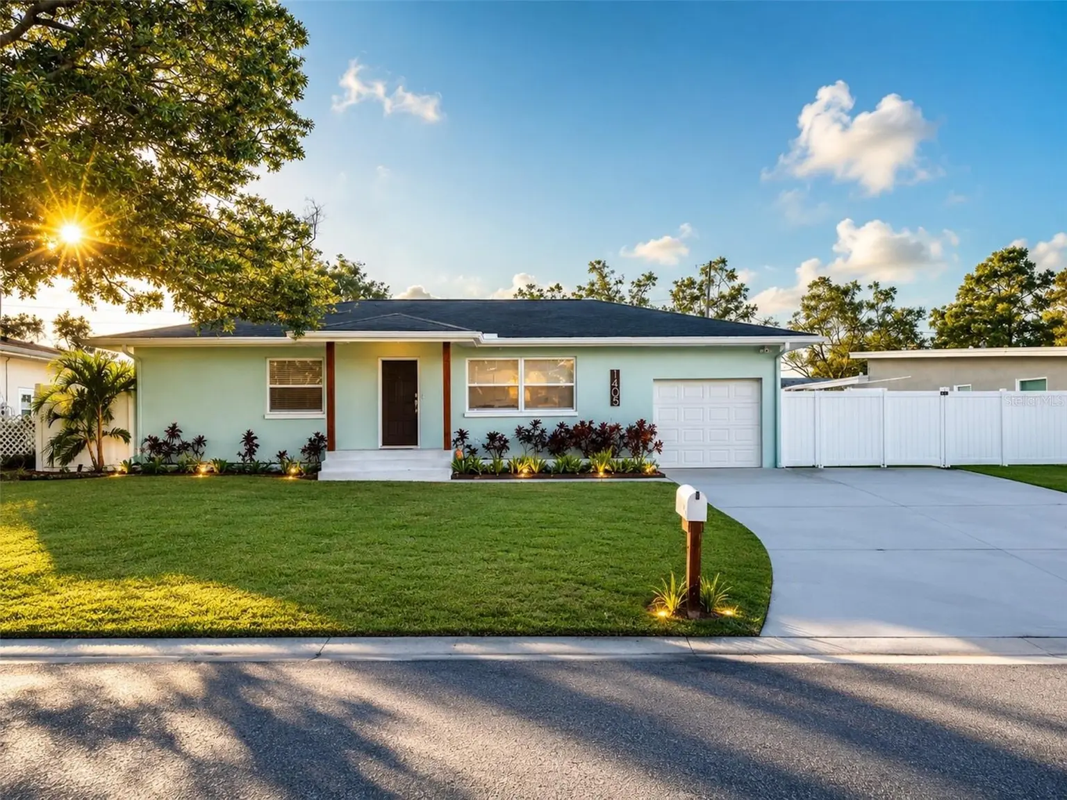1405 TEMPLE STREET, CLEARWATER, FL