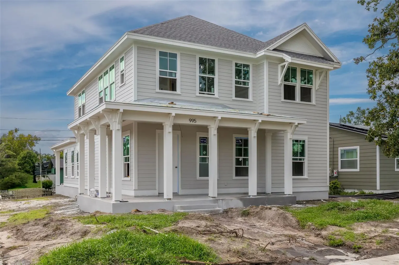 Ravenswood home, photo 4 of 5