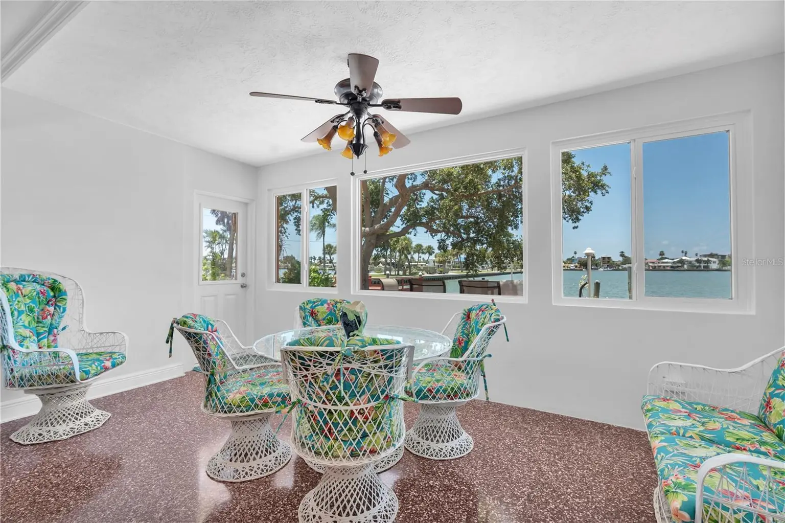16102 4TH STREET E, REDINGTON BEACH, FL, photo 6 of 51