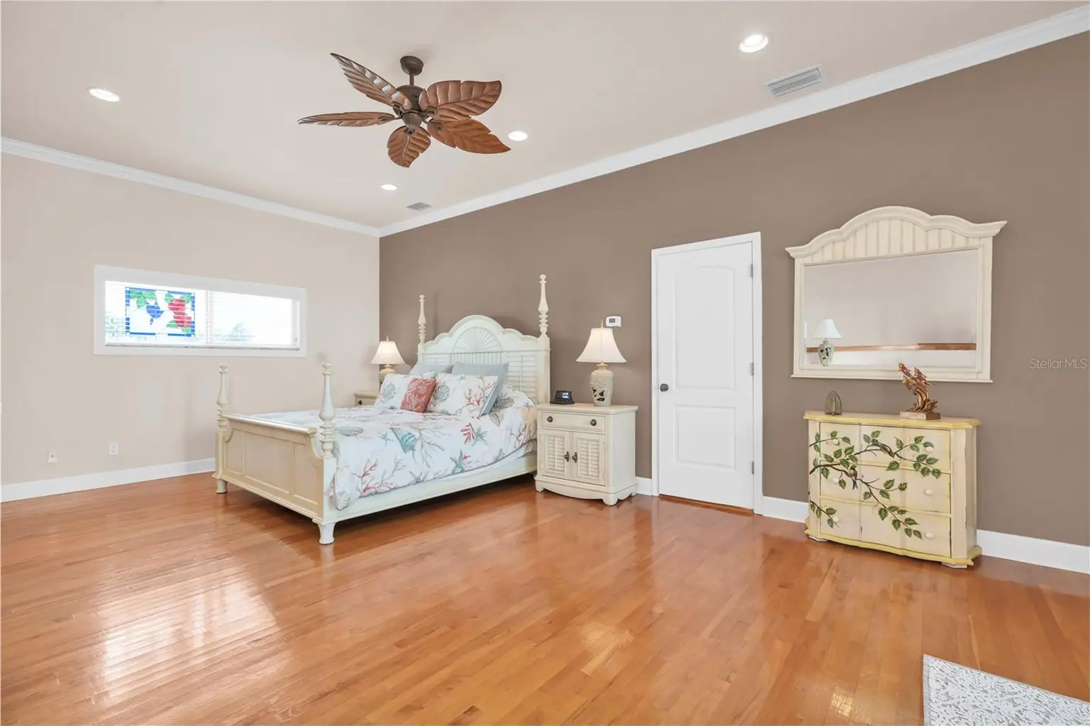 16102 4TH STREET E, REDINGTON BEACH, FL, photo 21 of 51
