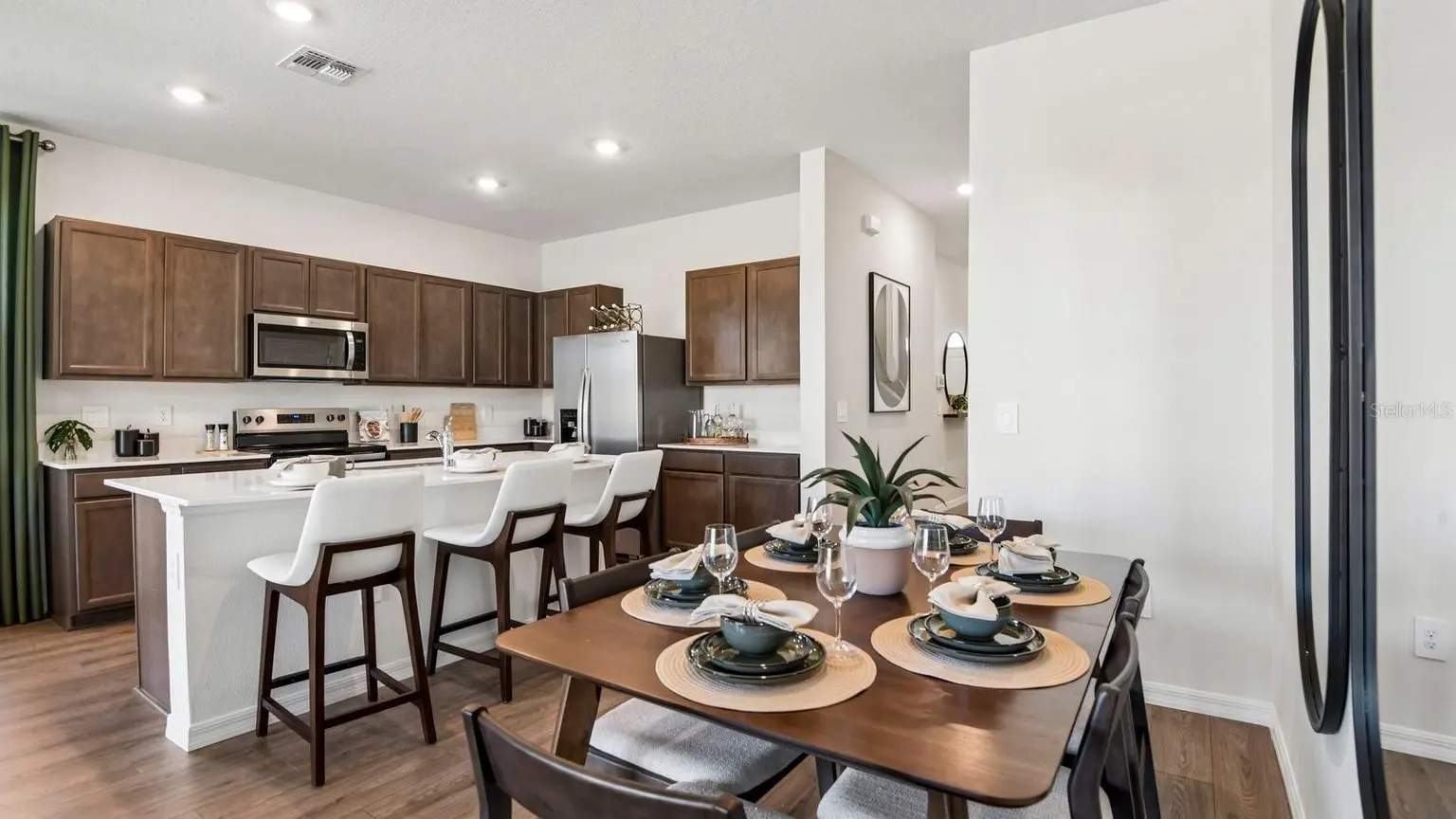 8033 WILDLIFE HAVEN STREET, TAMPA, FL, photo 11 of 36