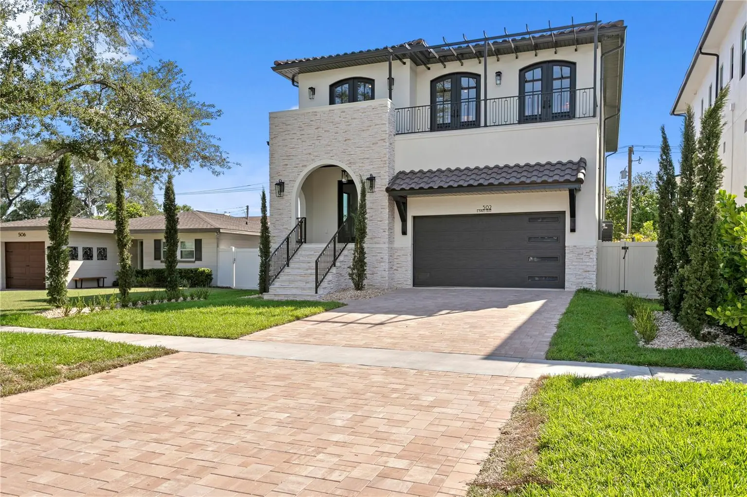 502 E DAVIS BOULEVARD, TAMPA, FL