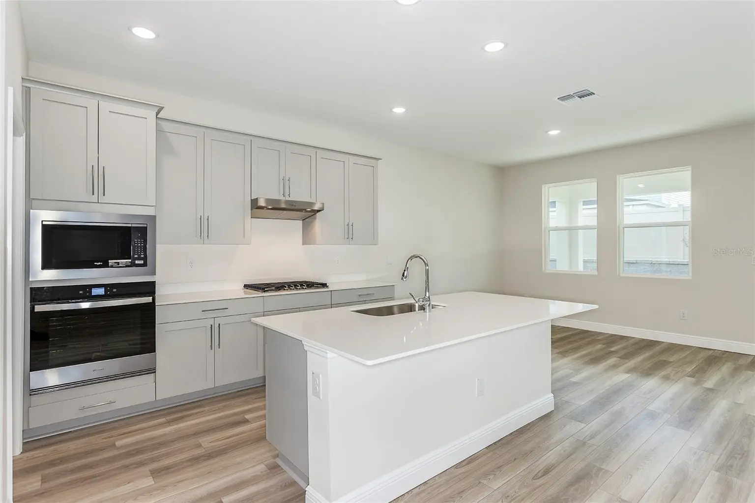 33437 TWILIGHT SEA PLACE, DADE CITY, FL, photo 2 of 32