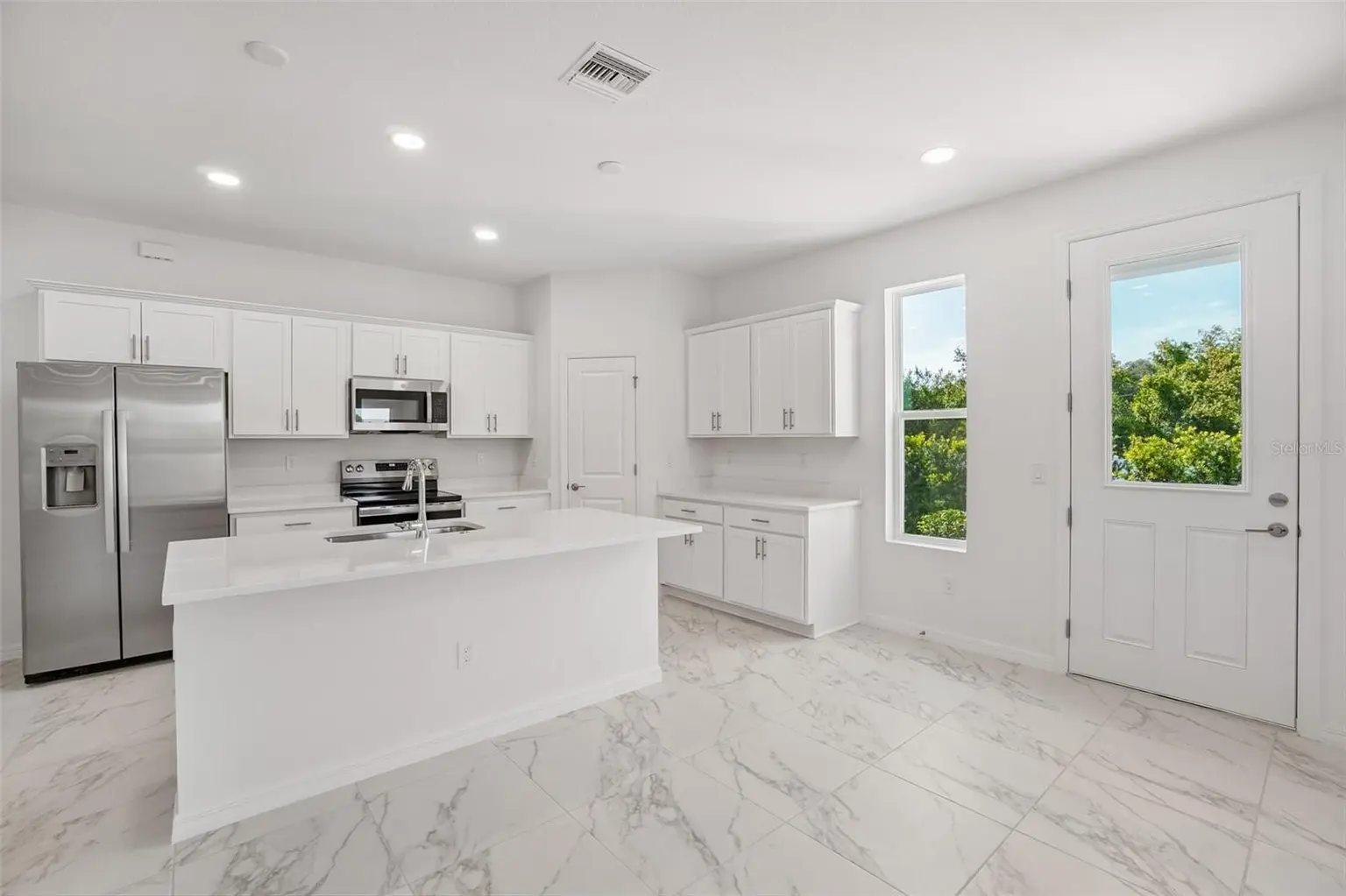 613 SILVER STREAM COURT, BRANDON, FL, photo 6 of 30