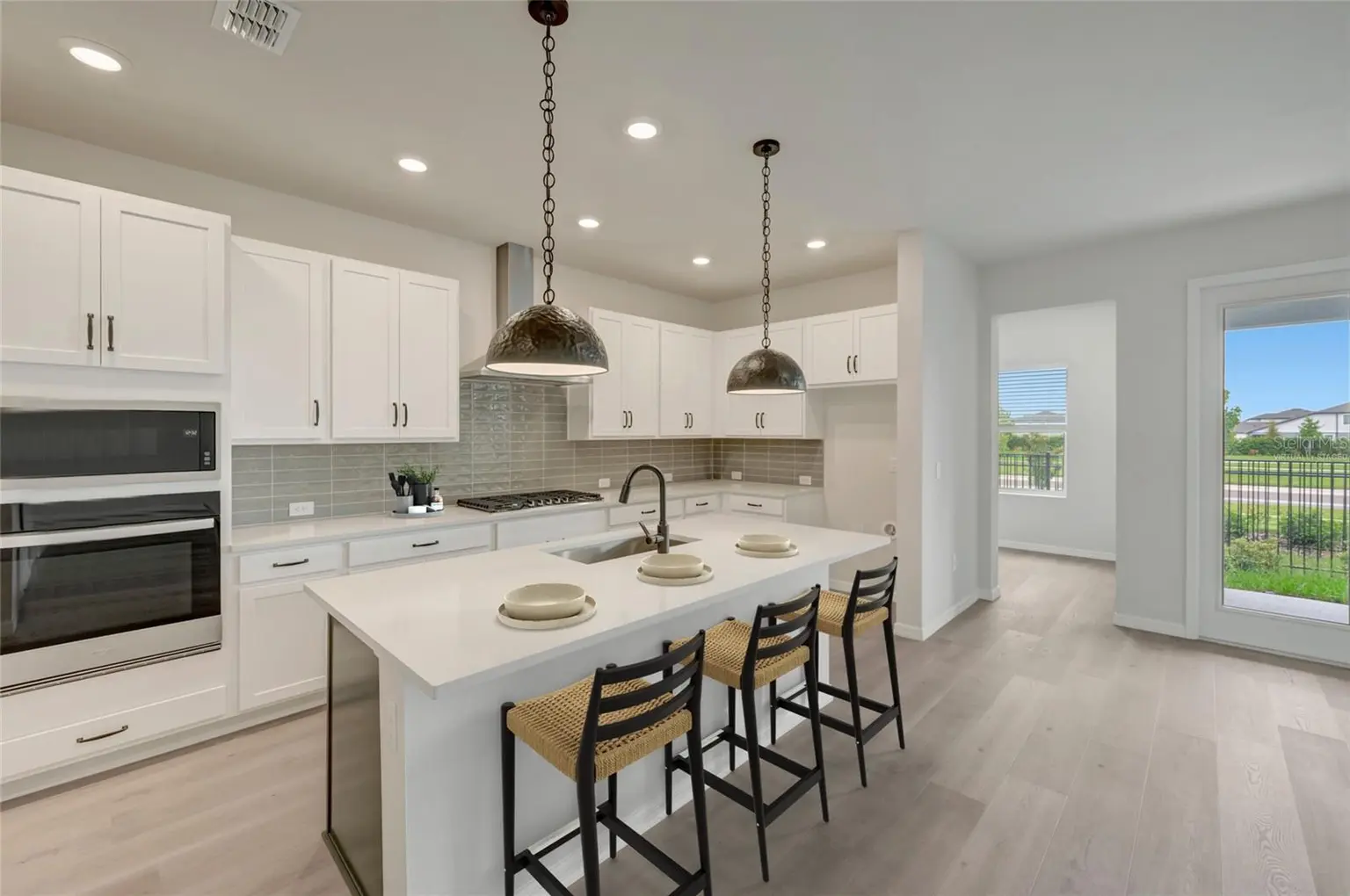 5254 COLONY VISTA DRIVE, APOLLO BEACH, FL, photo 2 of 26