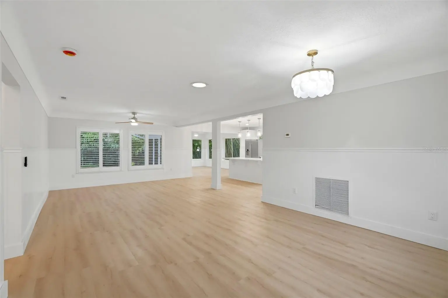 15814 3RD STREET E, REDINGTON BEACH, FL, photo 12 of 38