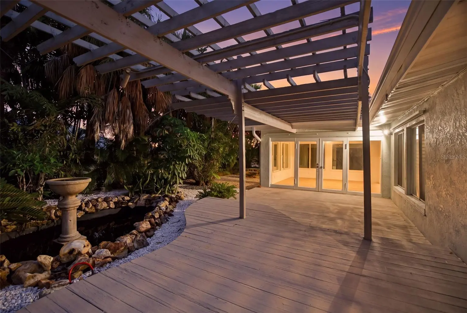 15814 3RD STREET E, REDINGTON BEACH, FL, photo 20 of 38