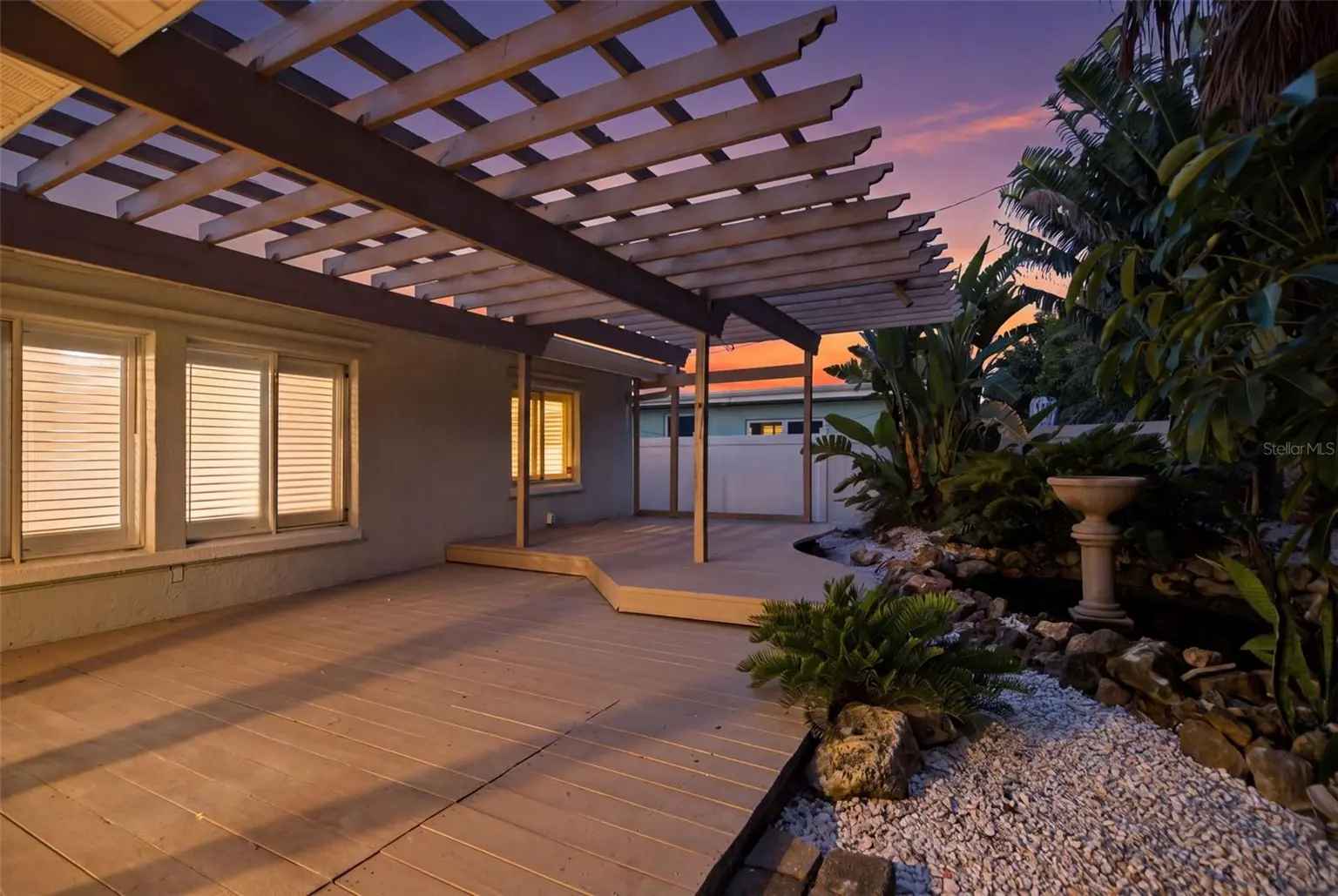 15814 3RD STREET E, REDINGTON BEACH, FL, photo 23 of 38
