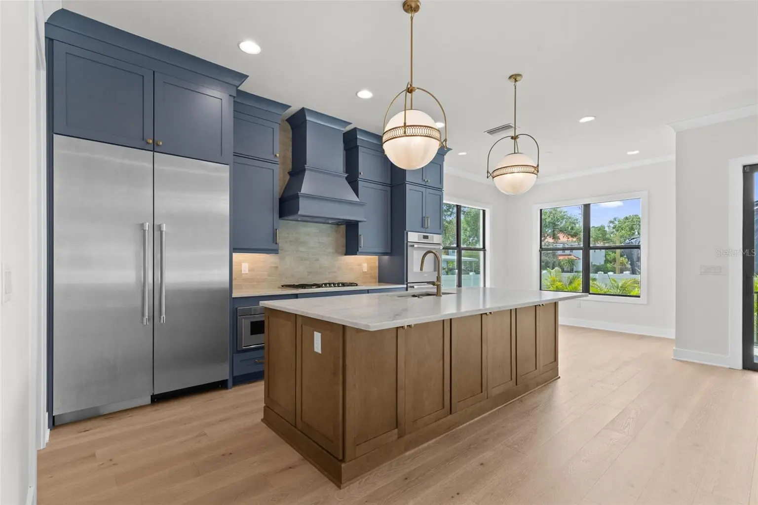 4302 W OBISPO STREET, TAMPA, FL, photo 4 of 55