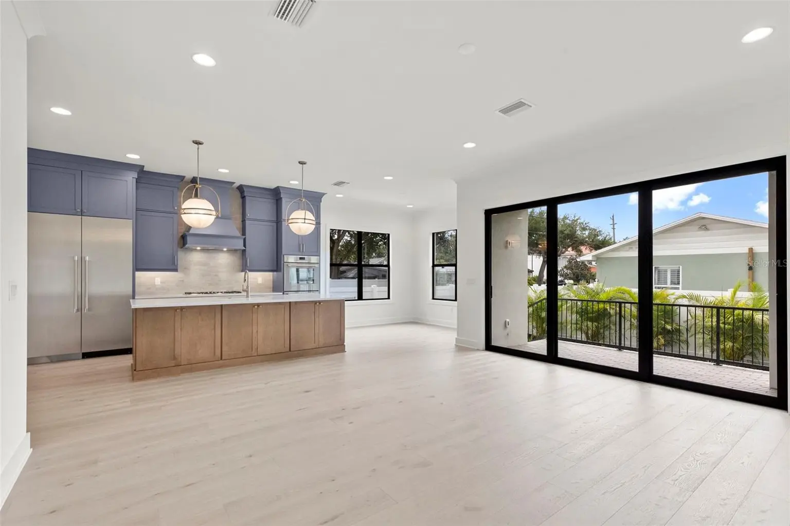 4302 W OBISPO STREET, TAMPA, FL, photo 6 of 55