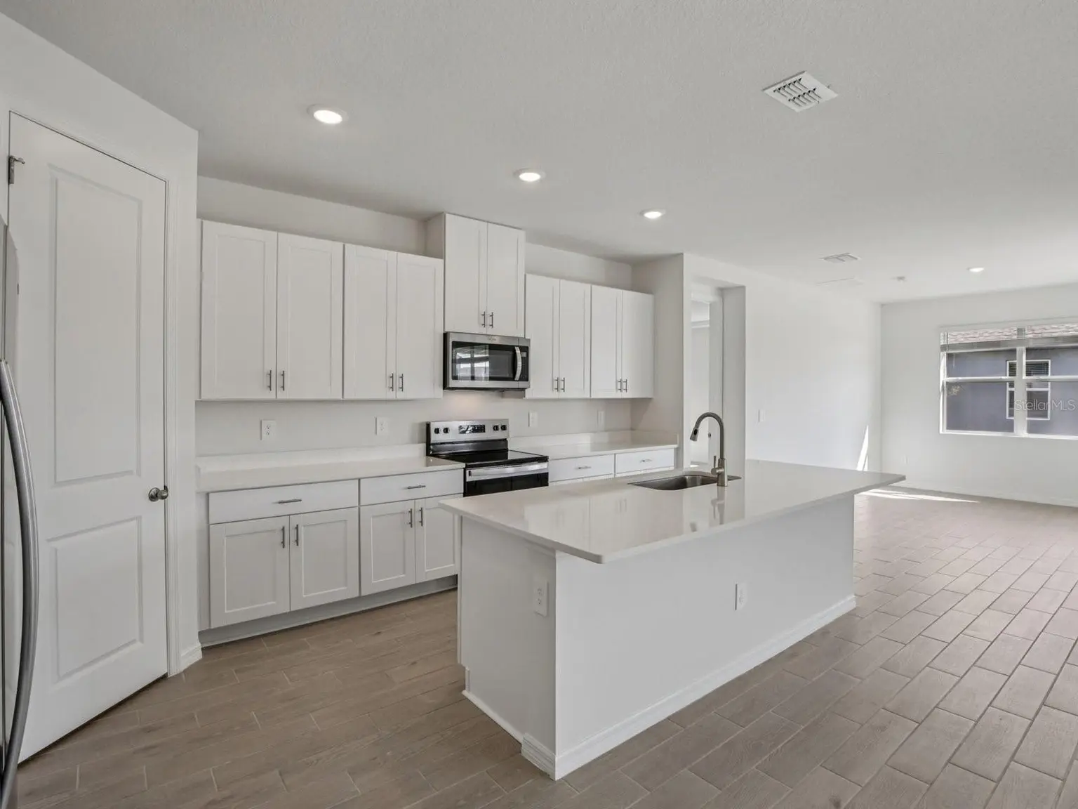 13216 SHELLMORE AVENUE, PALMETTO, FL, photo 6 of 15