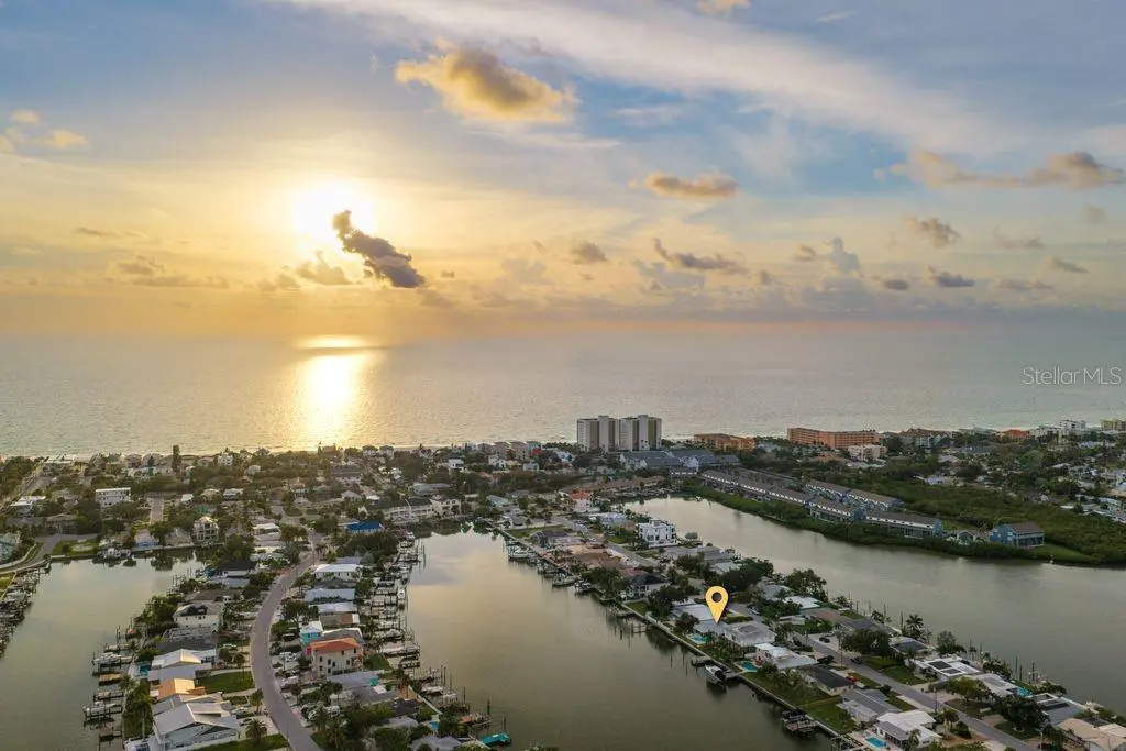 337 LA HACIENDA DRIVE, INDIAN ROCKS BEACH, FL