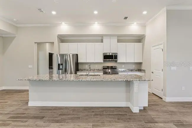 Bella Estates home, photo 3 of 8