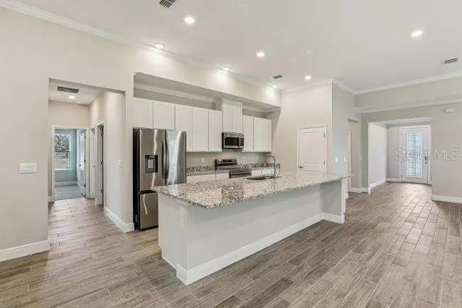 Bella Estates home, photo 5 of 8