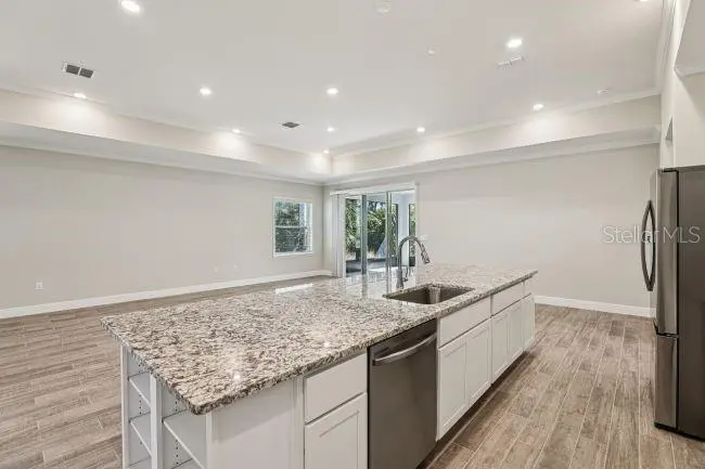 3714 ROMA COURT, PLANT CITY, FL, photo 10 of 37