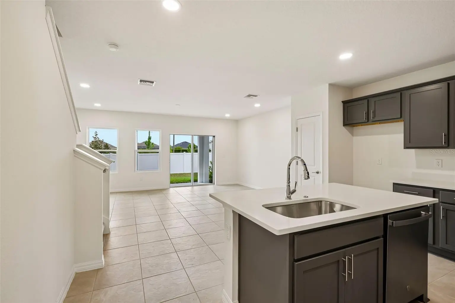 6848 HOLCOMBE DOWN DRIVE, ZEPHYRHILLS, FL, photo 5 of 32