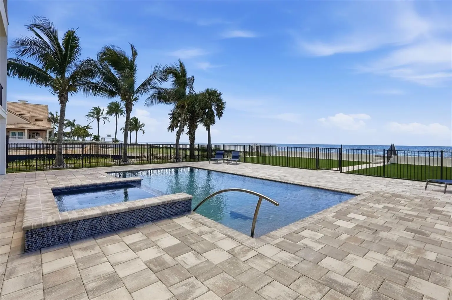 15908 GULF BOULEVARD, REDINGTON BEACH, FL, photo 24 of 85