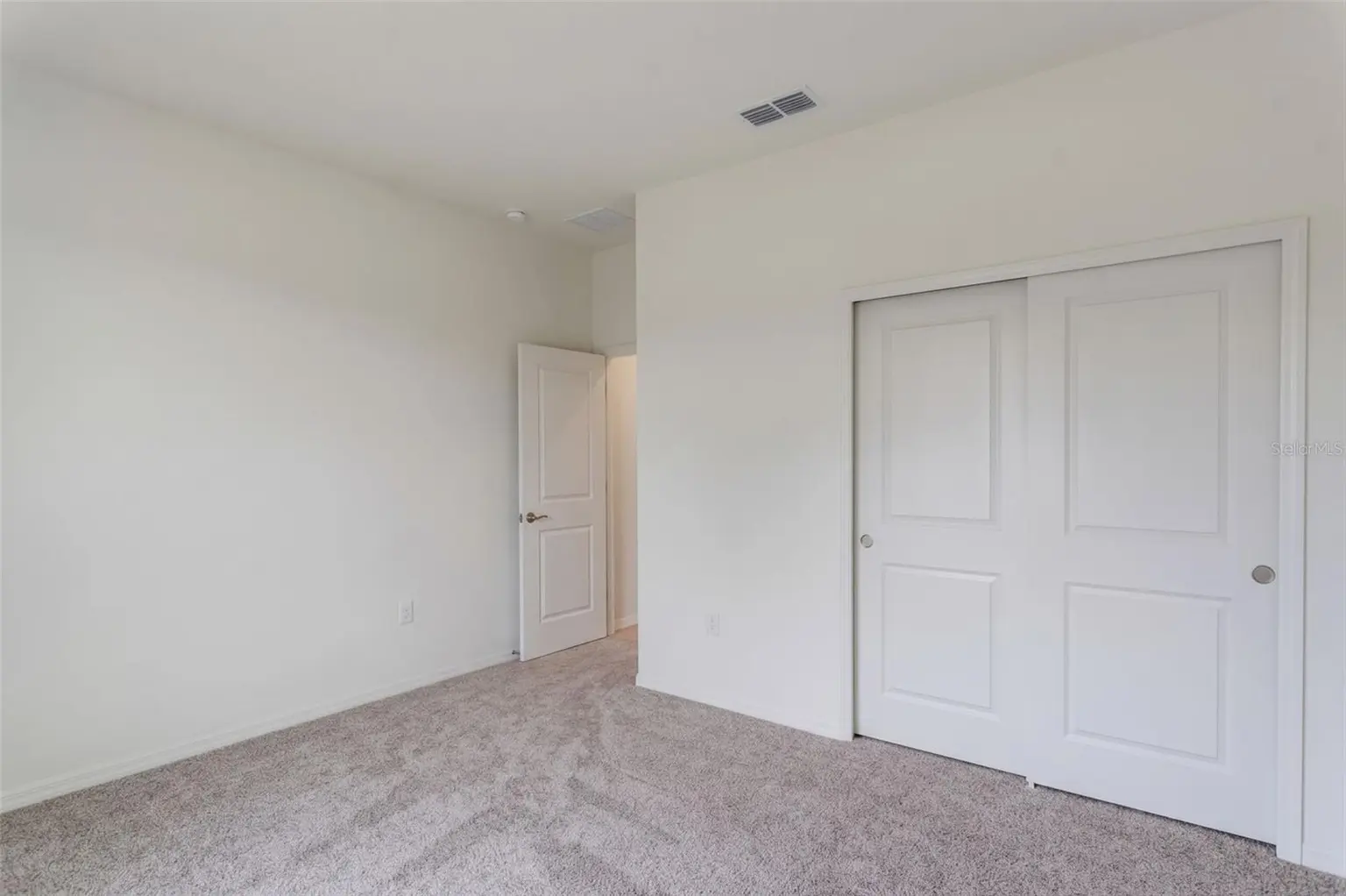 35127 TUSCAN HILL ROAD, DADE CITY, FL, photo 9 of 40