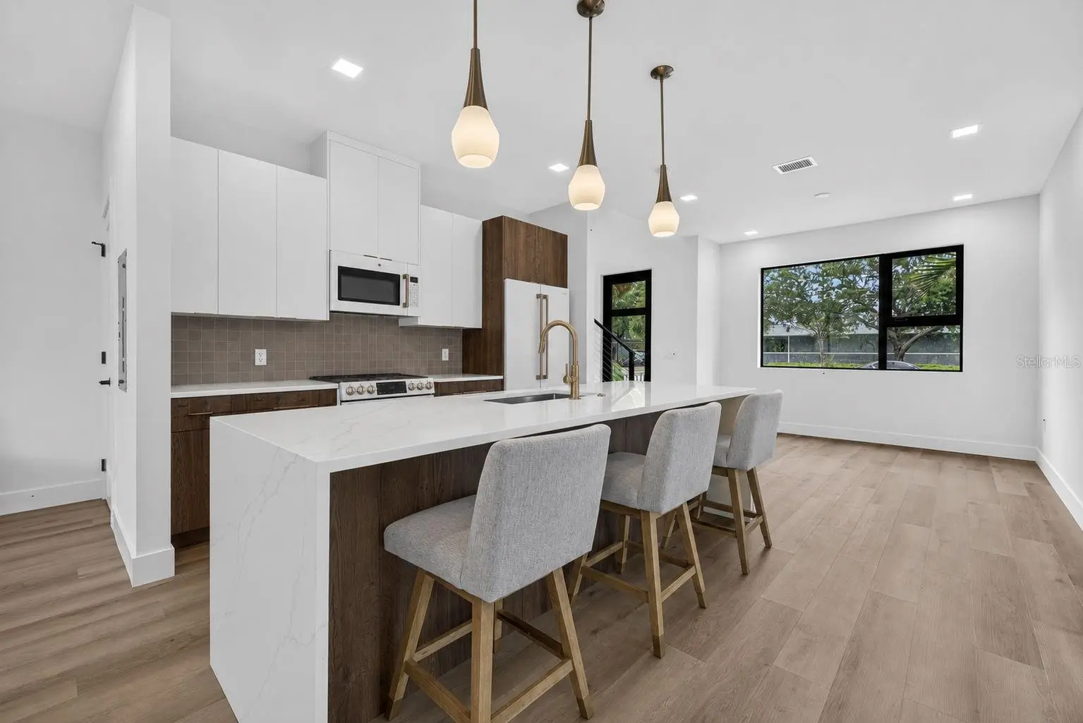 3603 1ST AVENUE N, ST PETERSBURG, FL, photo 6 of 27
