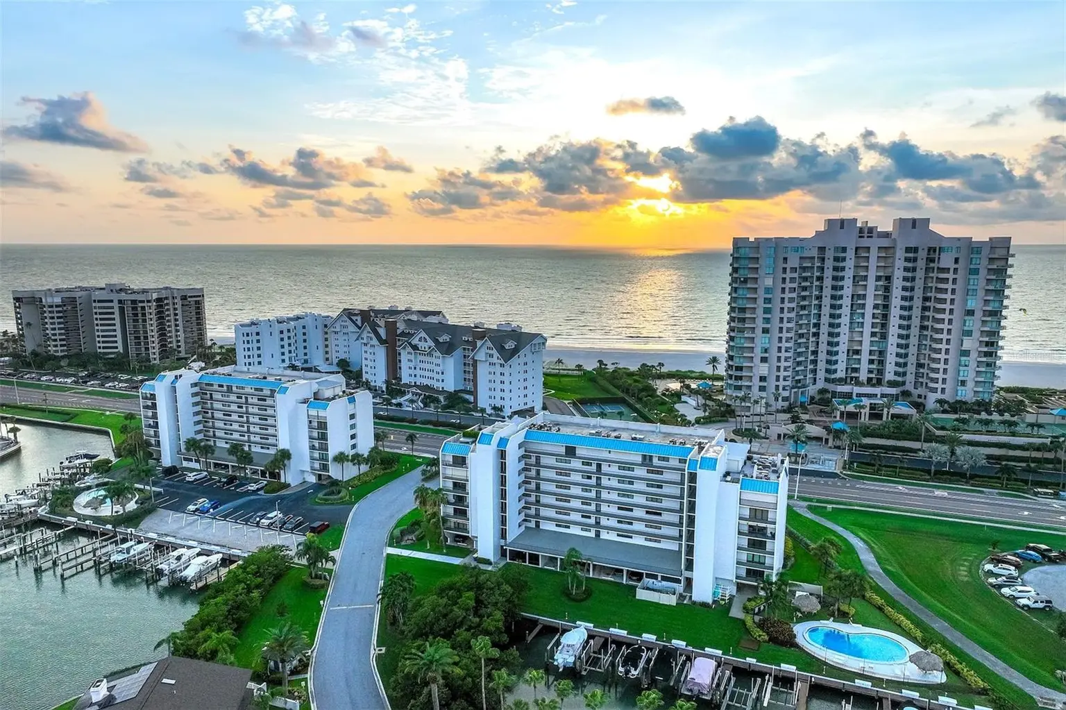 1581 GULF BOULEVARD #203N, CLEARWATER BEACH, FL