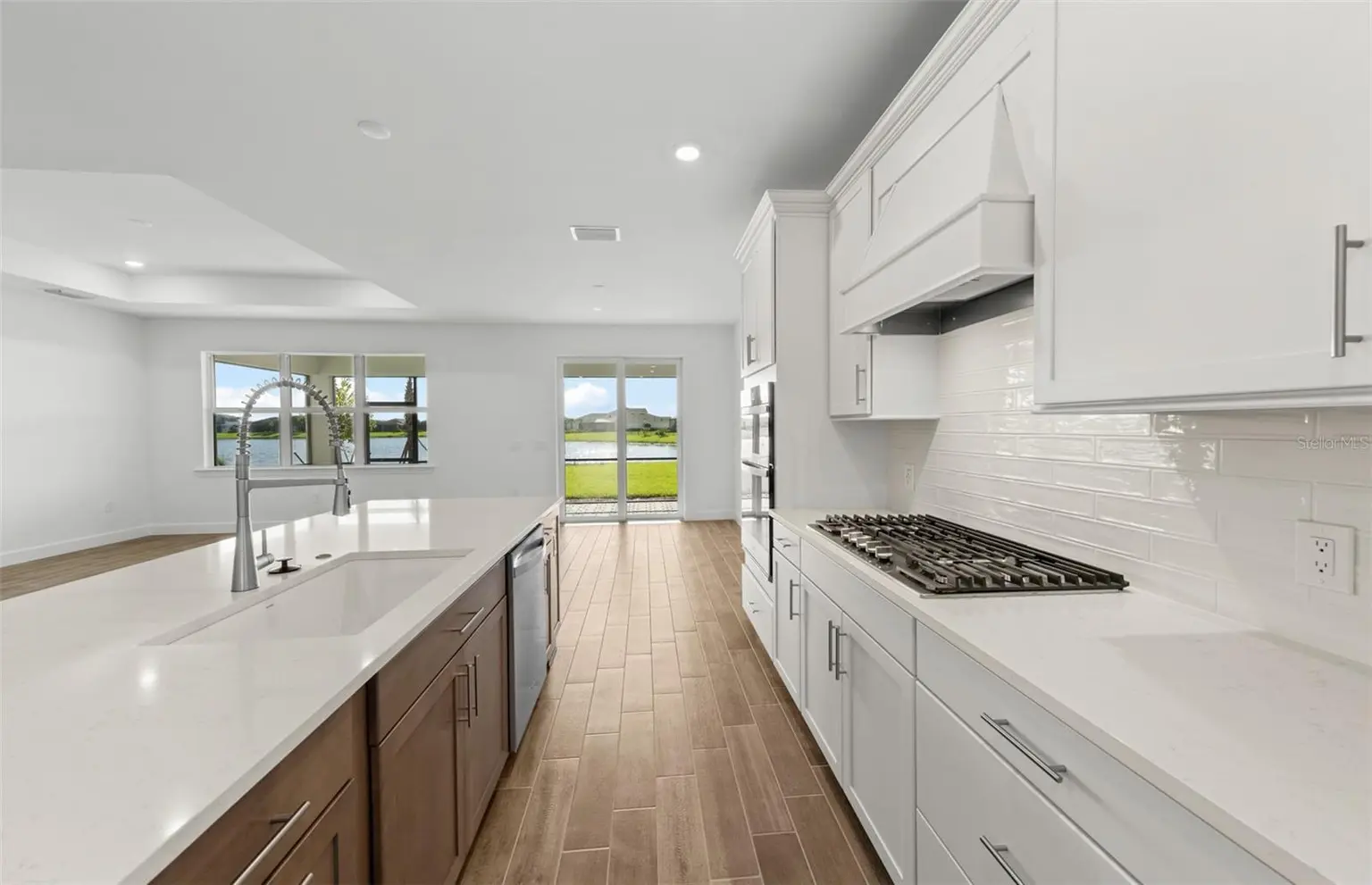 7617 FULHAM AVENUE, BRADENTON, FL, photo 15 of 44