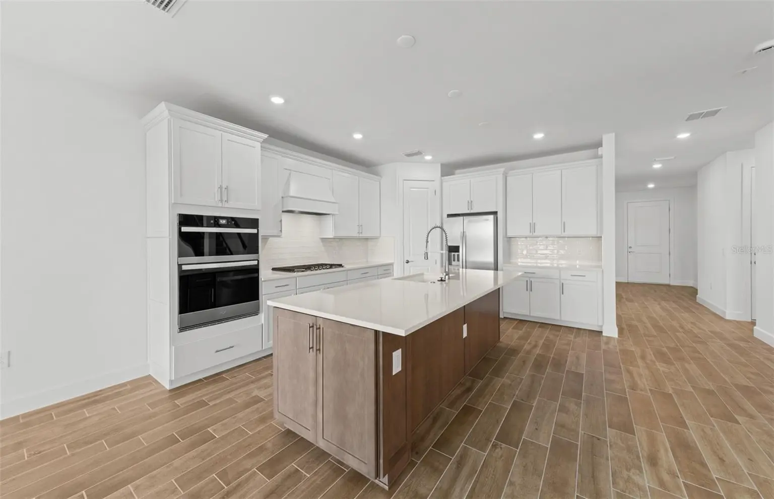 7617 FULHAM AVENUE, BRADENTON, FL, photo 18 of 44