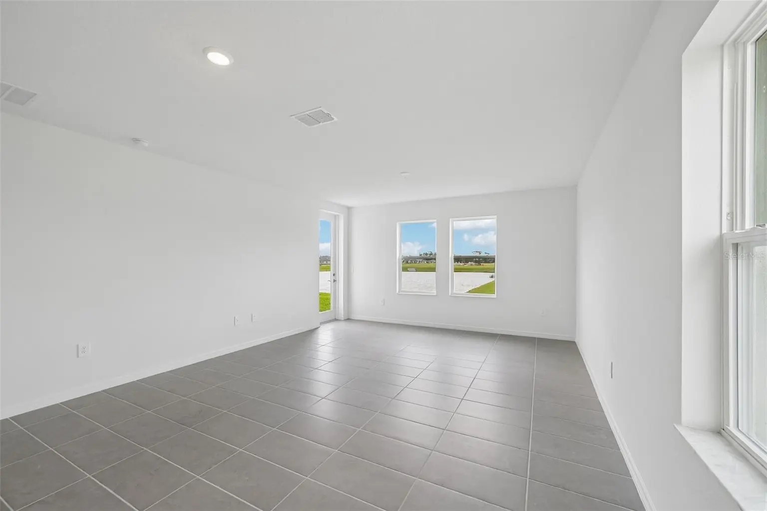 9014 OPTIMIST WAY, PALMETTO, FL, photo 10 of 29