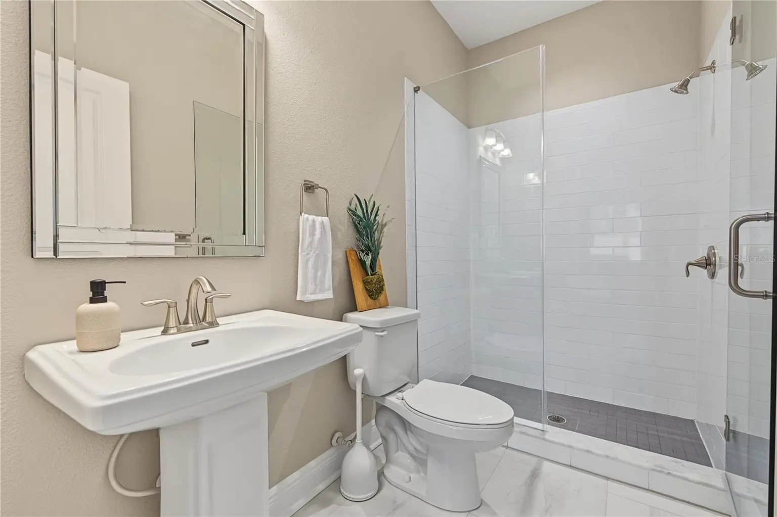3010 W SAN ISIDRO STREET, TAMPA, FL, photo 20 of 50