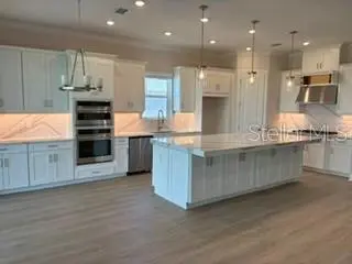3114 VICENZA COURT, BRADENTON, FL, photo 2 of 41