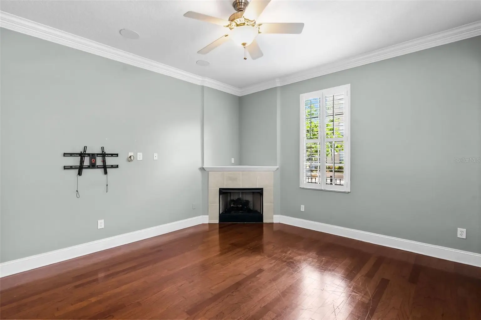 2419 VICTORIA GARDENS LANE, TAMPA, FL, photo 7 of 55
