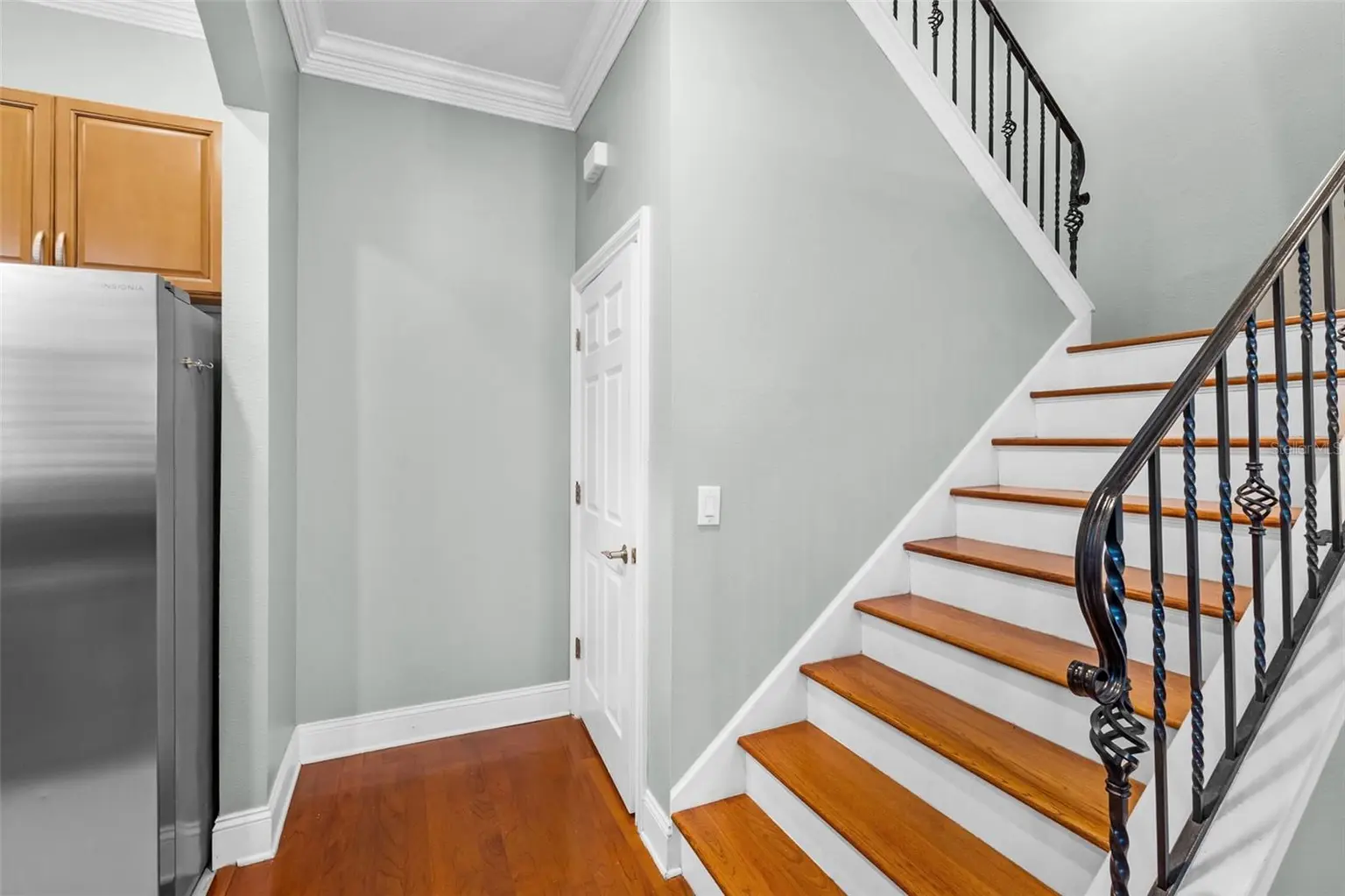 2419 VICTORIA GARDENS LANE, TAMPA, FL, photo 12 of 55