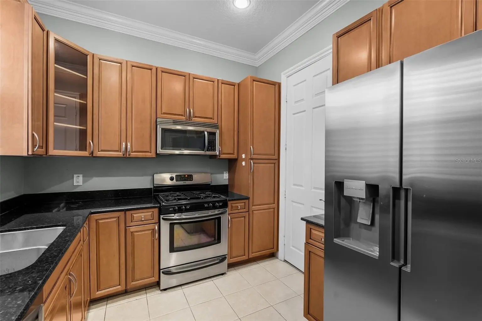 2419 VICTORIA GARDENS LANE, TAMPA, FL, photo 14 of 55