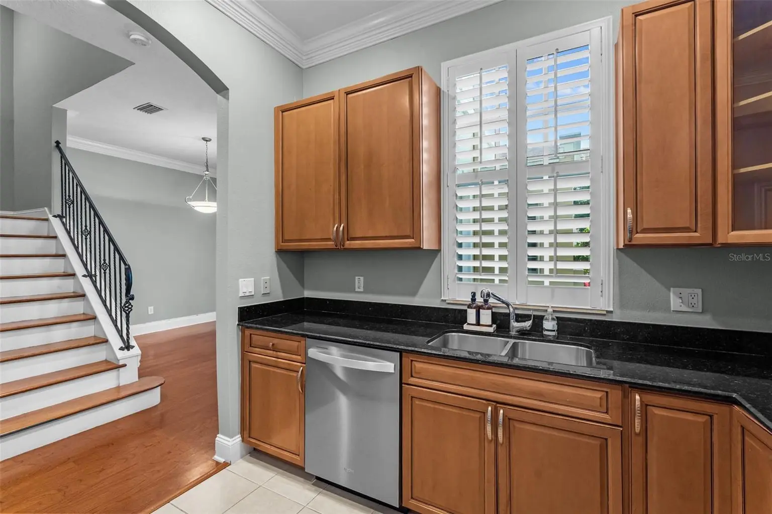 2419 VICTORIA GARDENS LANE, TAMPA, FL, photo 16 of 55