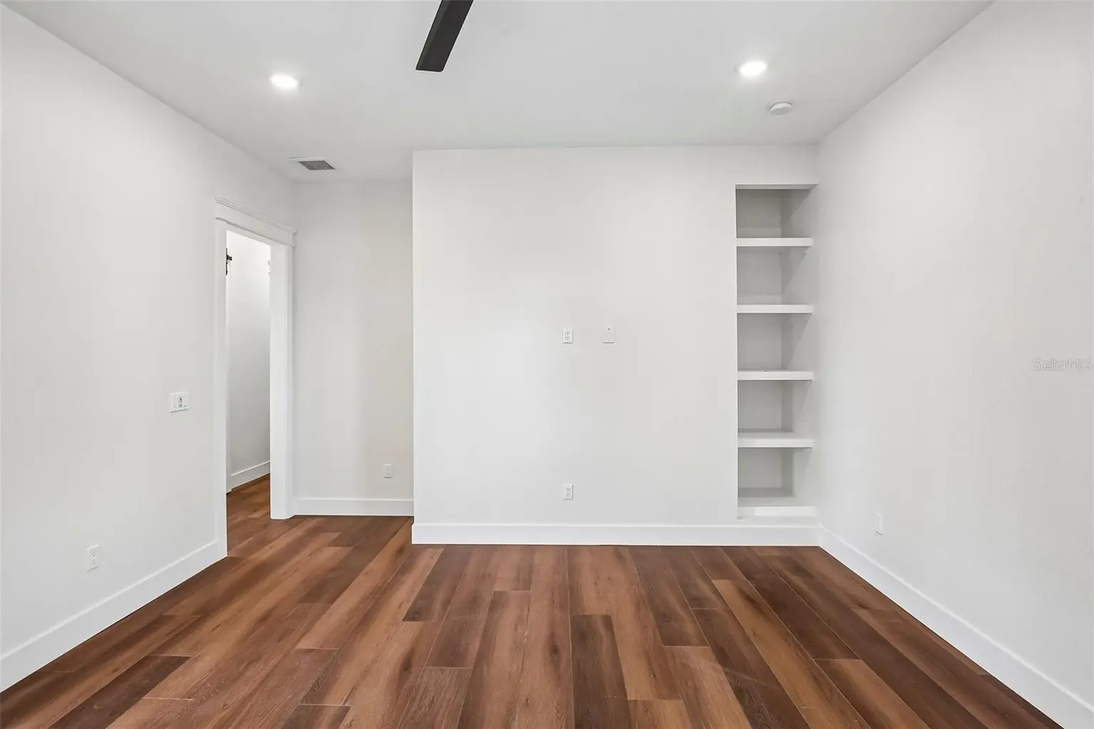 3819 71ST STREET N, ST PETERSBURG, FL, photo 13 of 48