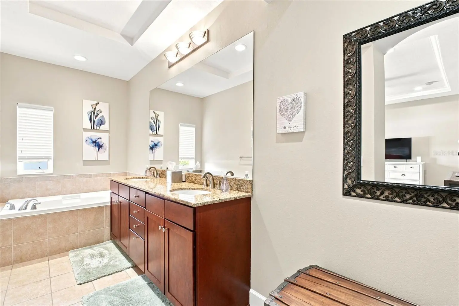 2557 W PLATT STREET, TAMPA, FL, photo 20 of 32
