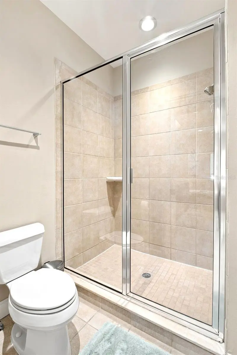 2557 W PLATT STREET, TAMPA, FL, photo 21 of 32