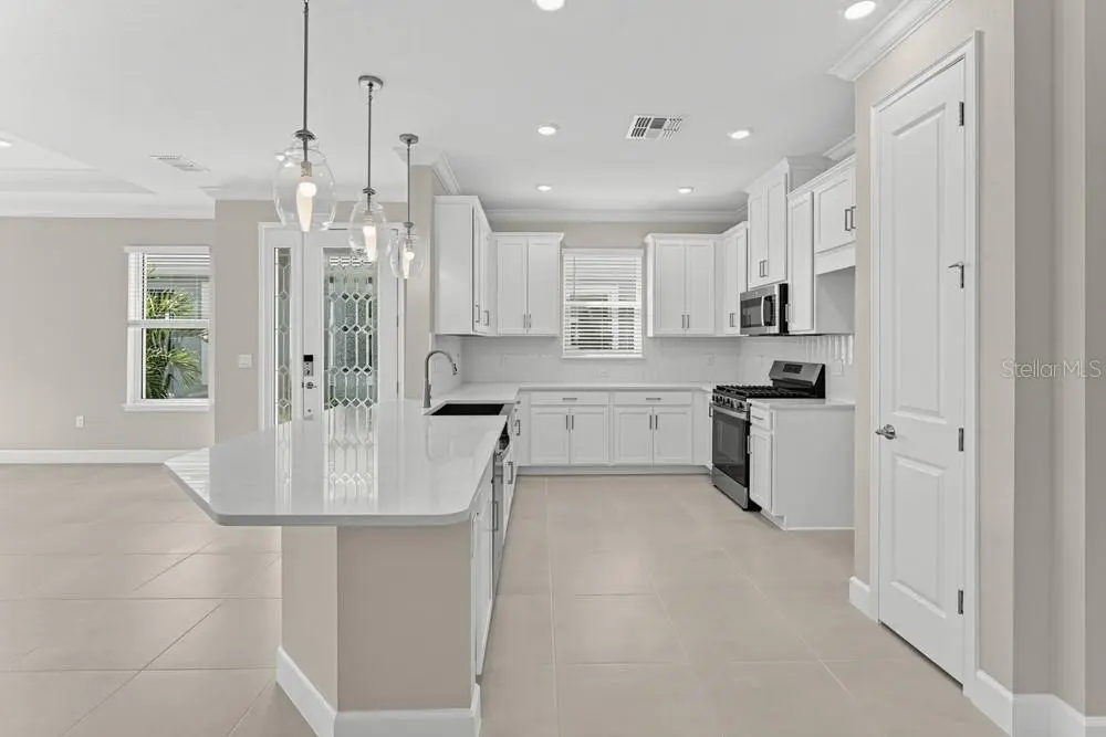 3209 TORTA COURT, BRADENTON, FL, photo 5 of 51