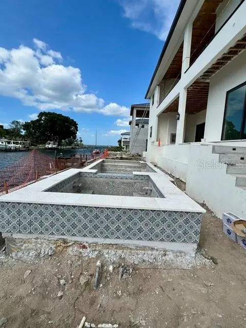 2051 ILLINOIS AVENUE NE, ST PETERSBURG, FL, photo 9 of 33
