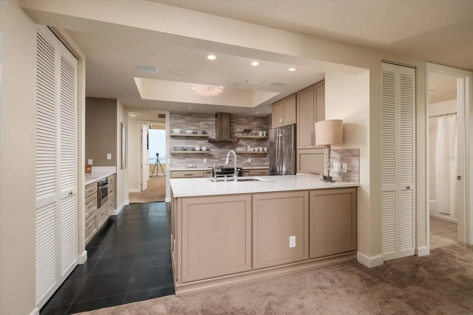 1560 GULF BOULEVARD #1101, CLEARWATER BEACH, FL, photo 14 of 78