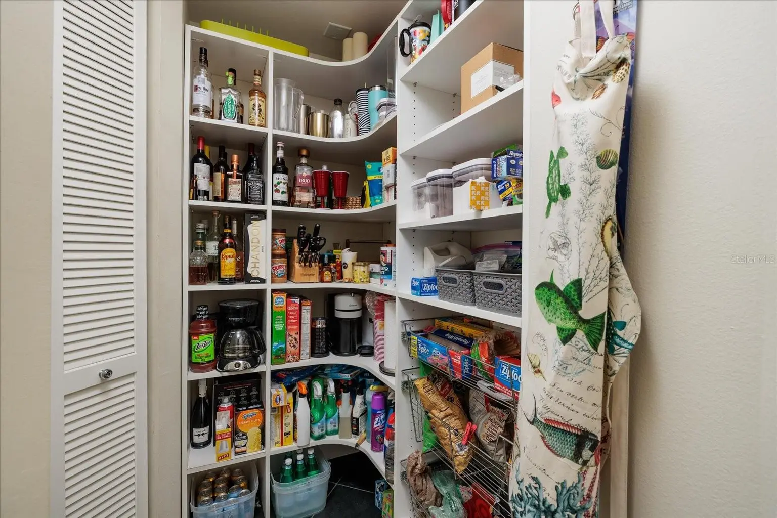 1560 GULF BOULEVARD #1101, CLEARWATER BEACH, FL, photo 16 of 78