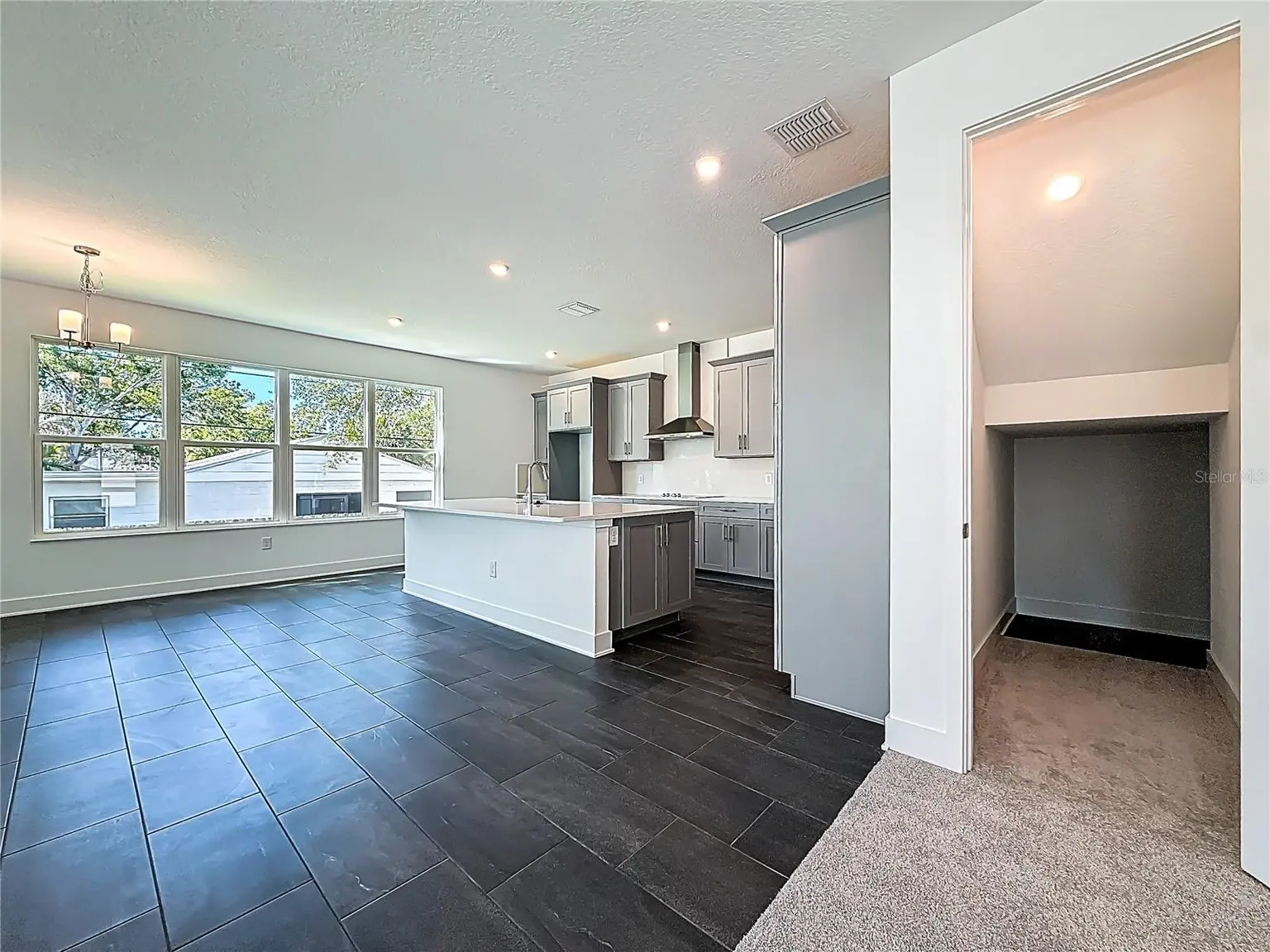 4732 W WALLCRAFT AVENUE, TAMPA, FL, photo 15 of 86
