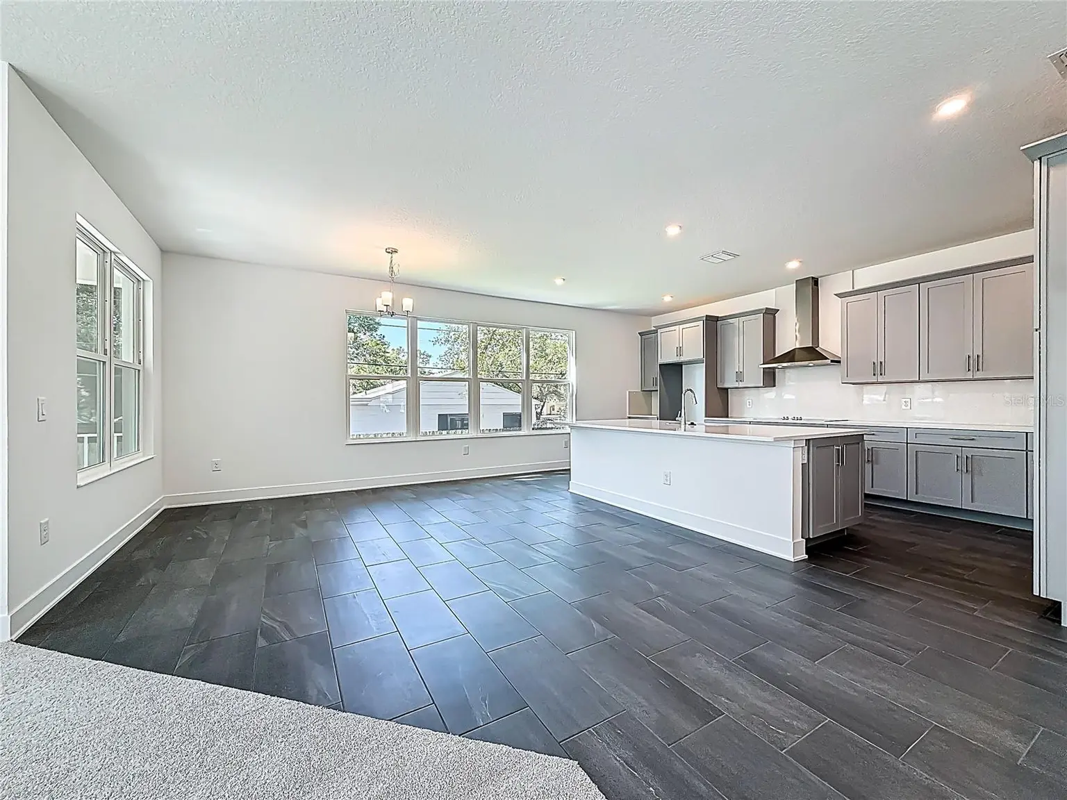4732 W WALLCRAFT AVENUE, TAMPA, FL, photo 19 of 86