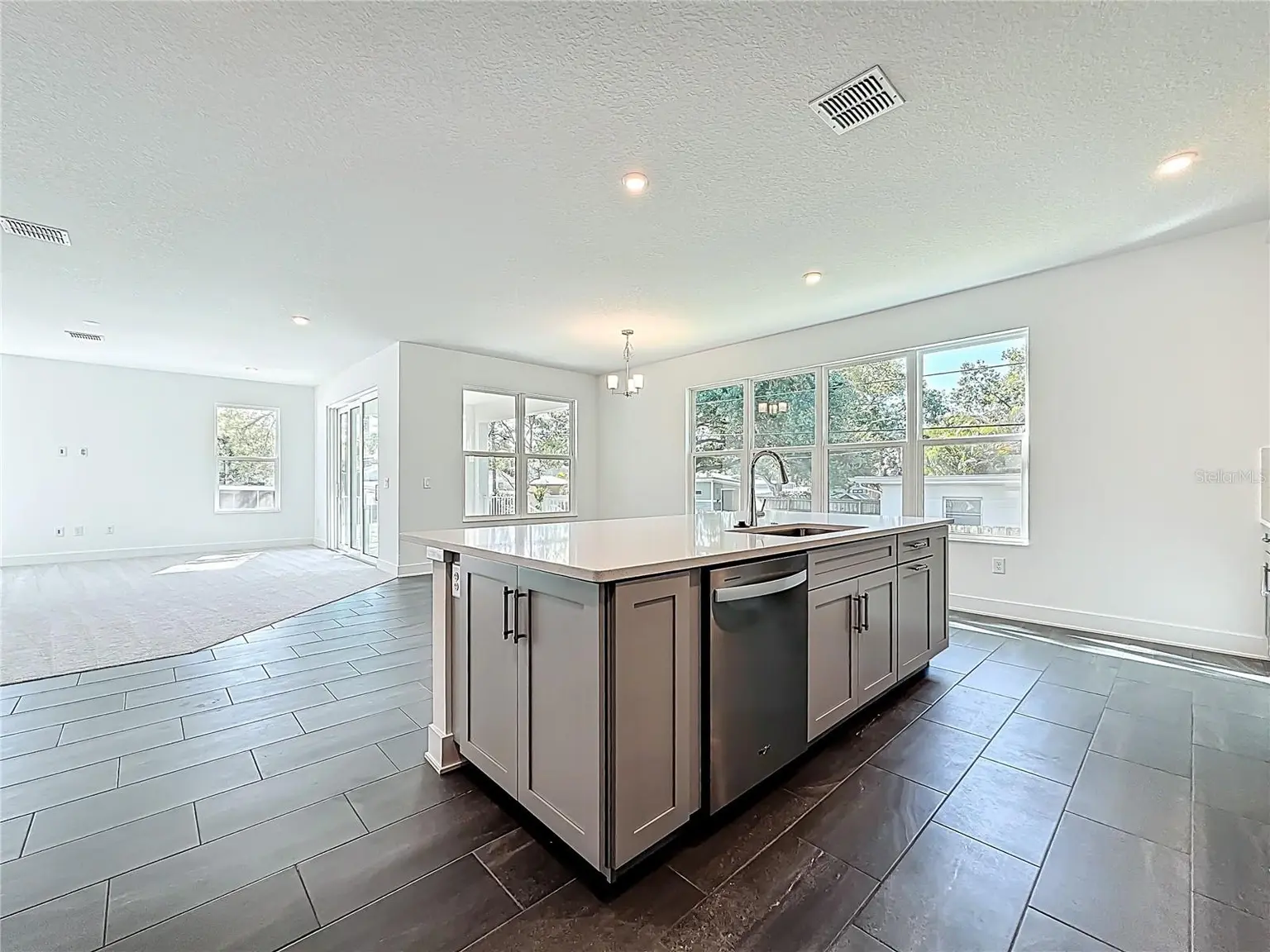 4732 W WALLCRAFT AVENUE, TAMPA, FL, photo 22 of 86