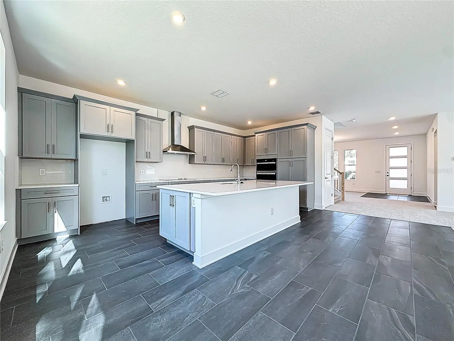 4732 W WALLCRAFT AVENUE, TAMPA, FL, photo 29 of 86